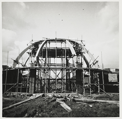 Vet School building being built in 1950s