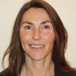 Dr Barbara  Skelly